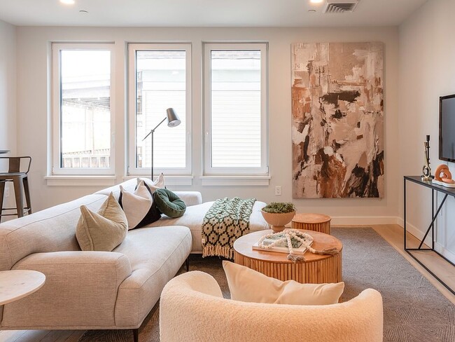 26 Bow St, Unit 2I in Somerville, MA - Foto de edificio - Building Photo