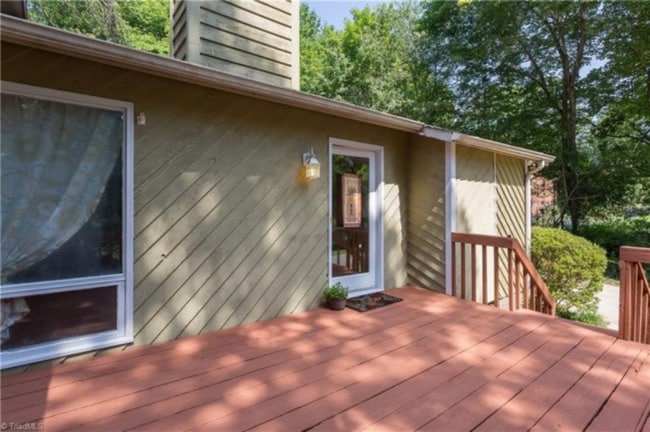 204 Brambleton Ct in Winston-Salem, NC - Building Photo - Building Photo