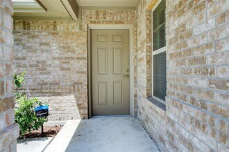 7000 Crestone Rd in Austin, TX - Building Photo - Building Photo