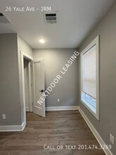 26 Yale Ave in Jersey City, NJ - Building Photo - Building Photo