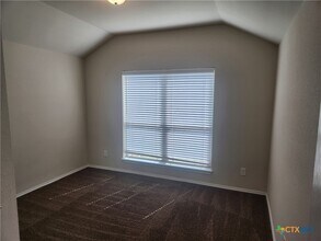 2320 Petersburg Ln in Temple, TX - Building Photo - Building Photo