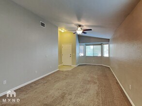 7369 S Pacific Willow Dr in Tucson, AZ - Building Photo - Building Photo