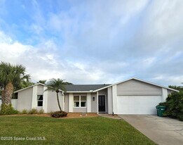 190 Sea Crest Dr in Melbourne Beach, FL - Building Photo