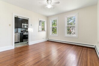 12 Bolster St, Unit 3 in Boston, MA - Building Photo - Building Photo