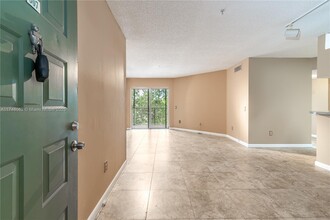 450 S Park Rd in Hollywood, FL - Building Photo - Building Photo