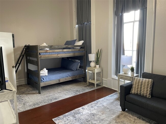 property at 2118 The Strand