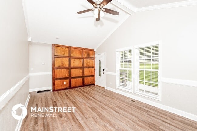 5712 Desoto Dr in Pinson, AL - Foto de edificio - Building Photo