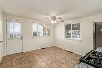 1839 Hemswell Ct in Columbus, OH - Building Photo - Building Photo