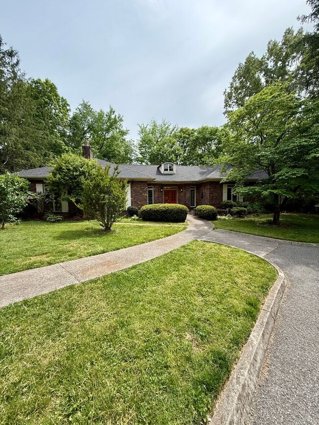 7703 W Ogg Rd in Knoxville, TN - Building Photo - Building Photo