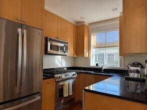 14 Decatur St in Cambridge, MA - Building Photo - Building Photo