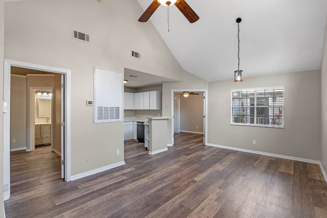 605 Youngstown Pkwy in Altamonte Springs, FL - Building Photo - Building Photo