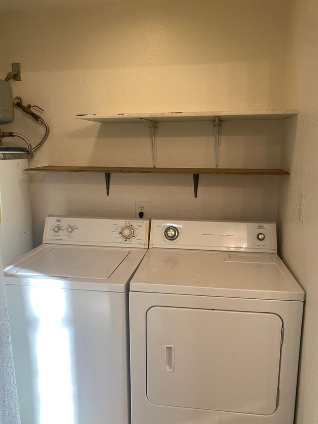 713 S Woodberry St in Moses Lake, WA - Building Photo - Building Photo