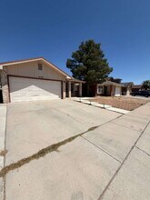 11797 Imperial Gem Ave in El Paso, TX - Foto de edificio - Building Photo