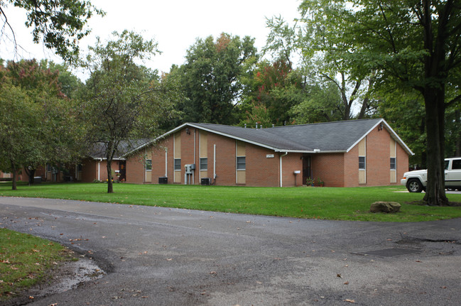 Concord Apartments in Hermitage, PA - Building Photo - Building Photo