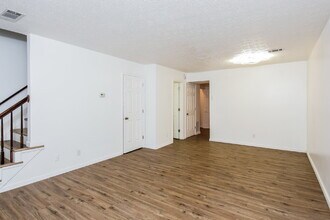 1303 Sweet Pine Dr in Norcross, GA - Building Photo - Building Photo