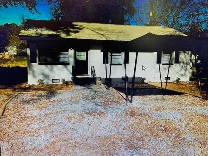 390 Stewart Cir in Anderson, SC - Building Photo