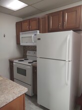 604 S Shabbona St, Unit 4 in Streator, IL - Foto de edificio - Building Photo
