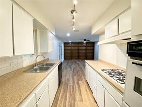 1314 Timberlake Cir in Richardson, TX - Building Photo - Building Photo