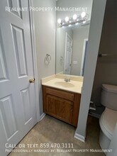 3849 Sugar Creek Dr in Lexington, KY - Building Photo - Building Photo