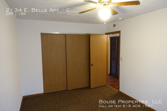 2134 E Belle Ave in Belleville, IL - Building Photo - Building Photo