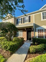 12415 Berkeley Square Dr in Tampa, FL - Building Photo