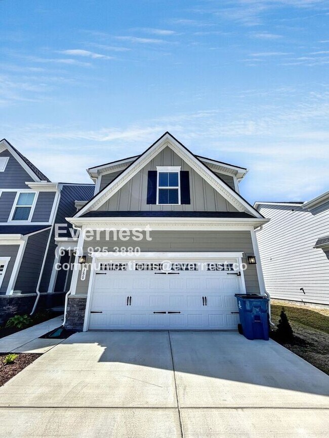 property at 380 Camargue Ct