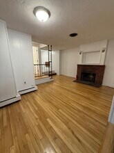 482 Commonwealth Ave, Unit B1 in Boston, MA - Building Photo - Building Photo