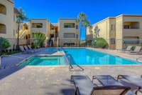 5500 N Valley View Rd, Unit #107