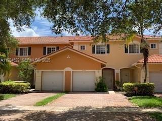 6533 Catalina Ln in Tamarac, FL - Building Photo