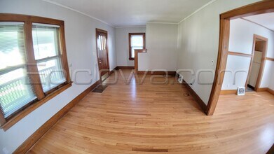 1112 Maplewood Dr NE in Cedar Rapids, IA - Building Photo - Building Photo