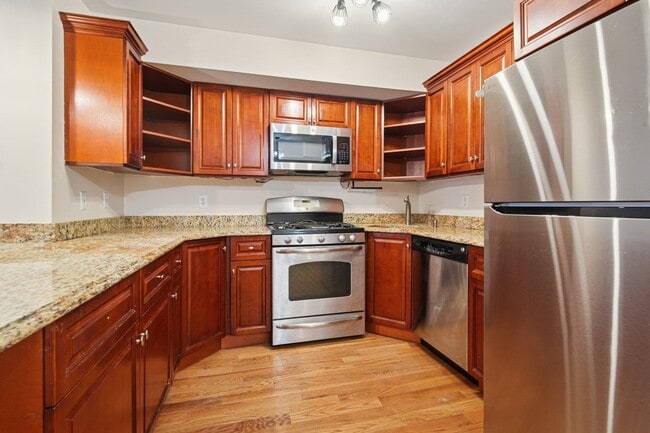 124 68th St in Guttenberg, NJ - Building Photo - Building Photo