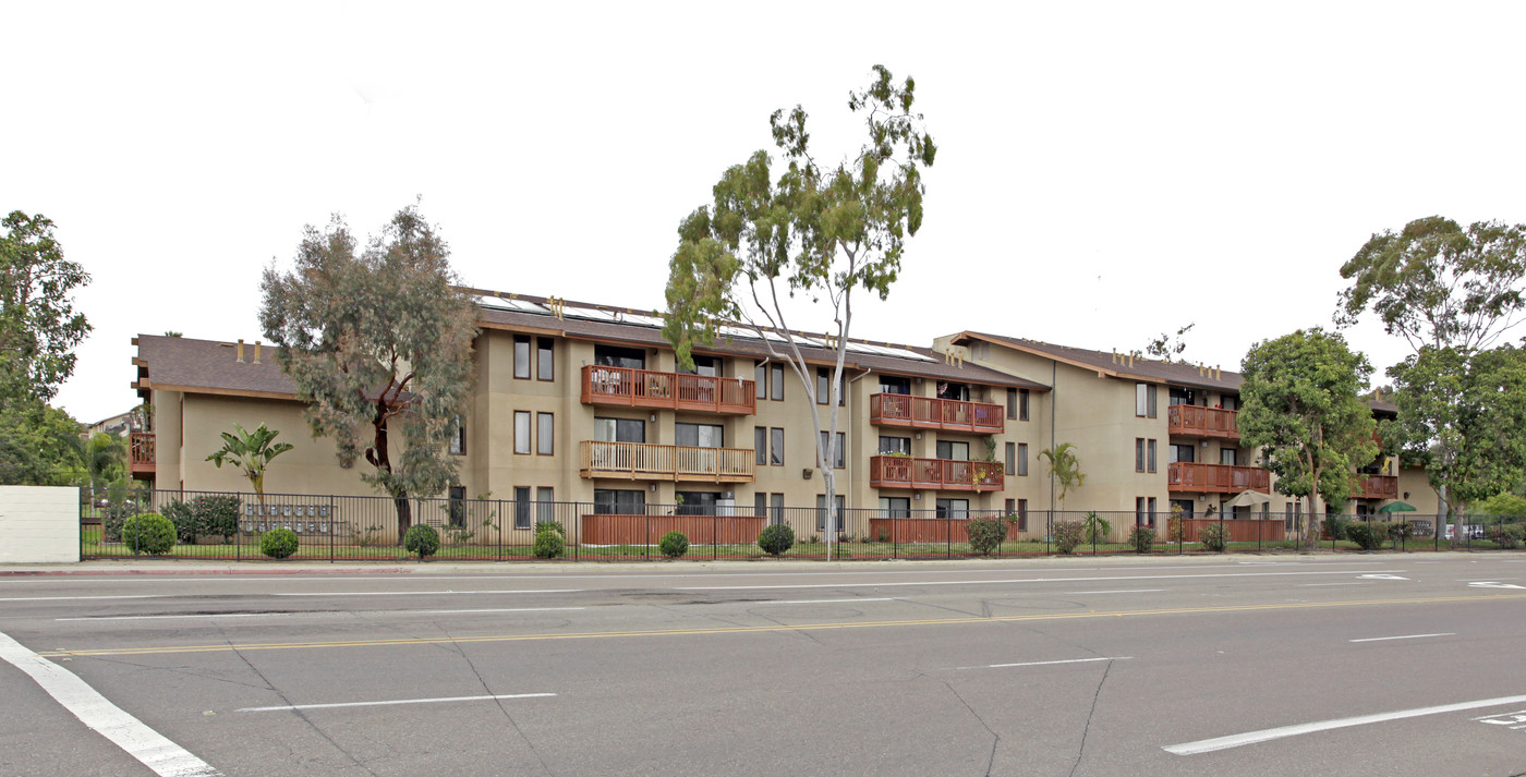 Villa Merced in San Diego, CA - Building Photo