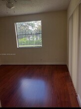 5721 Riverside Dr in Coral Springs, FL - Building Photo - Building Photo