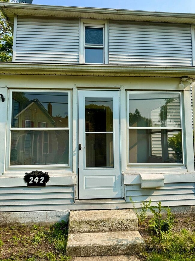242 New Jersey Rd in Brooklawn, NJ - Building Photo - Building Photo