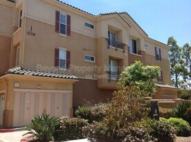 12376 Carmel Country Rd in San Diego, CA - Building Photo