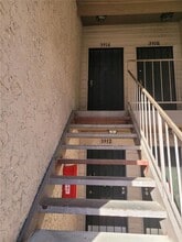 3914 Coronation Ct in Orlando, FL - Foto de edificio - Building Photo