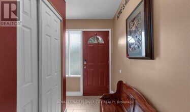 50 Carisbrooke Ct in Brampton, ON - Building Photo - Building Photo