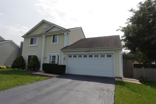 property at 1492 Golden Oaks Pkwy