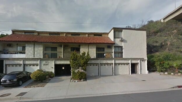 2001 E Chevy Chase Dr in Glendale, CA - Foto de edificio