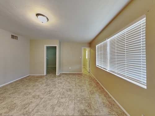 2039 E Osborn Rd in Phoenix, AZ - Building Photo - Building Photo