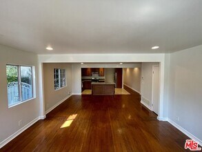 5017 Edgewood Pl in Los Angeles, CA - Building Photo - Building Photo