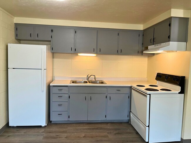 1668 Ferry St in Eugene, OR - Building Photo - Building Photo