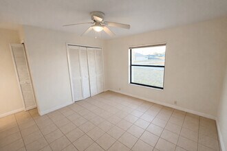 801 SE 5th Ave in Cape Coral, FL - Building Photo - Building Photo