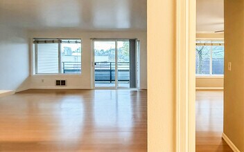 949 N 35th St in Seattle, WA - Building Photo - Building Photo