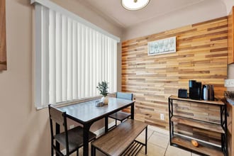 Clinton Township Apartments in Shelby Township, MI - Building Photo - Building Photo