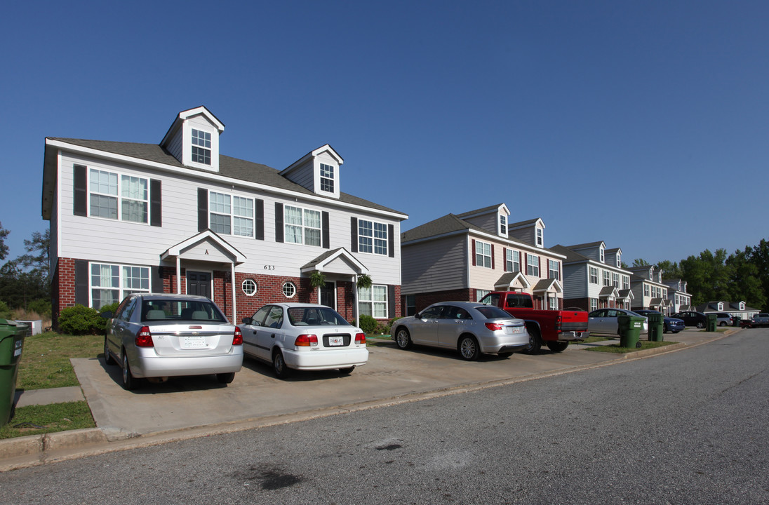 Monroe Estates Town in Monroe, GA - Building Photo