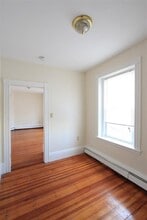 10 Winter St, Unit 2 in Cambridge, MA - Foto de edificio - Building Photo