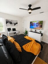 3739 22nd Ave N in St. Petersburg, FL - Building Photo - Building Photo