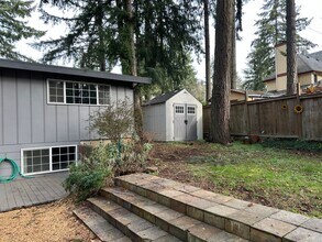 450 E 53rd Ave in Eugene, OR - Building Photo - Building Photo