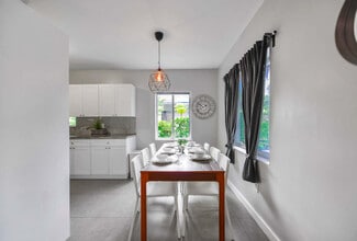 435 NE 69th St in Miami, FL - Building Photo - Building Photo